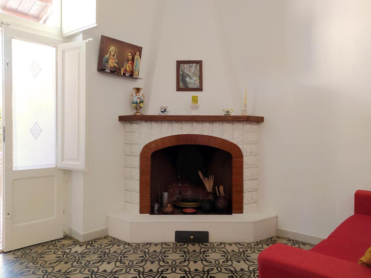 알베르벨로 Il Trullo Di Nonna Antonia 빌라 외부 사진